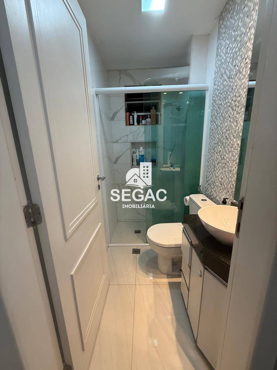 Apartamento, 2 quartos, 607615 m² - Foto 25